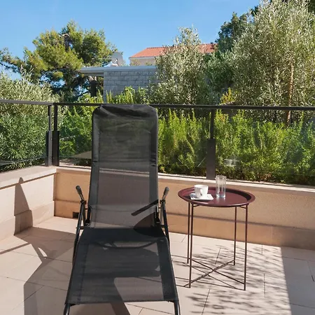 Appartement Gorgeous In With House Sea View *